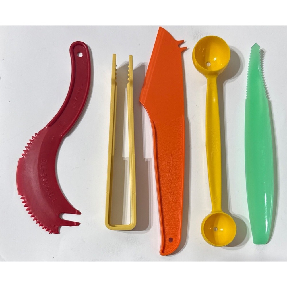 Vintage Tupperware Kitchen Gadget LOT Of 5 Peeler Tongs Melon Balls Saw‎ All